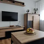 Apartament Janis *