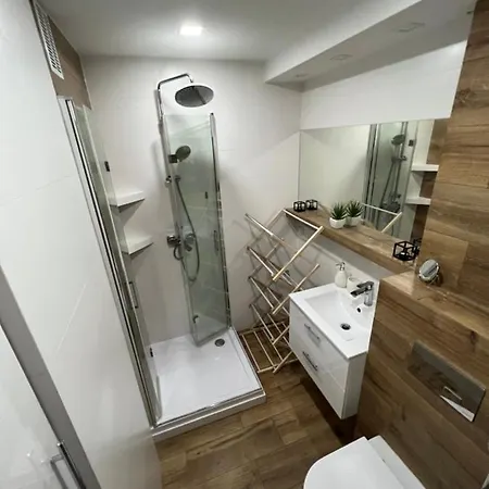 Apartament Janis *